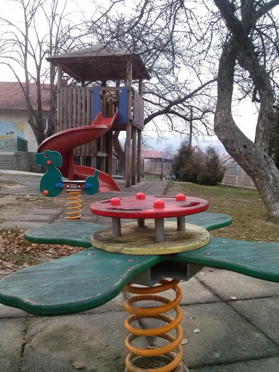Apartments Garden Загреб Екстериор снимка