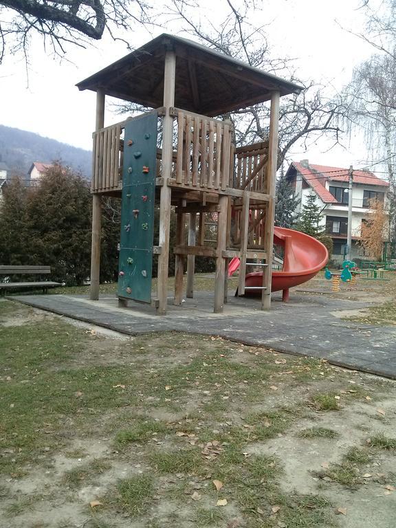 Apartments Garden Загреб Екстериор снимка