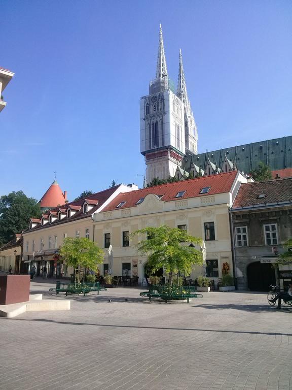 Apartments Garden Загреб Екстериор снимка