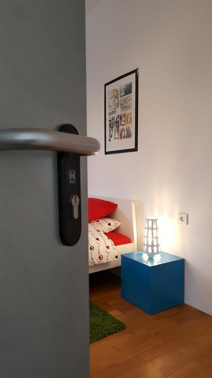 Apartments Garden Загреб Екстериор снимка