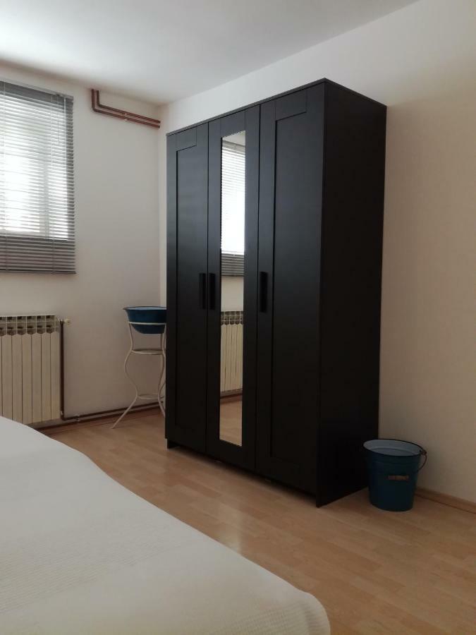 Apartments Garden Загреб Екстериор снимка