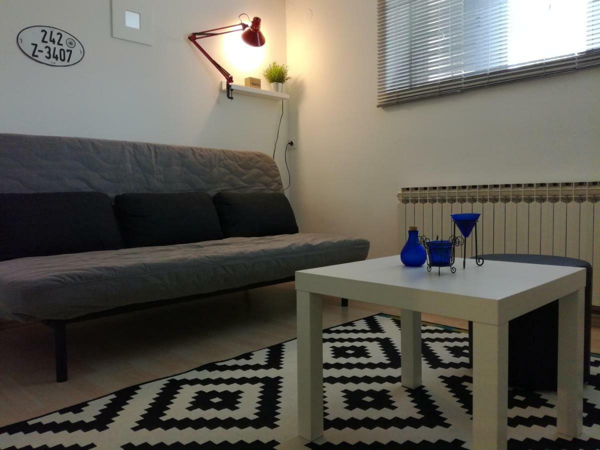 Apartments Garden Загреб Екстериор снимка